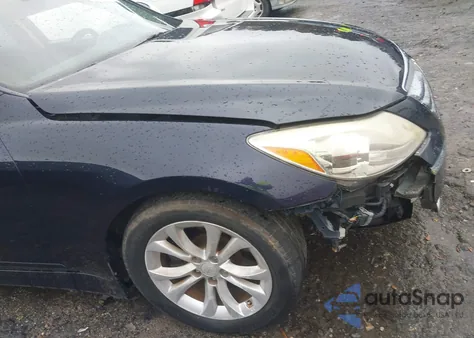 2013 Hyundai Genesis 3.8L from USA, damaged, VIN KMHGC4DD0DU226723